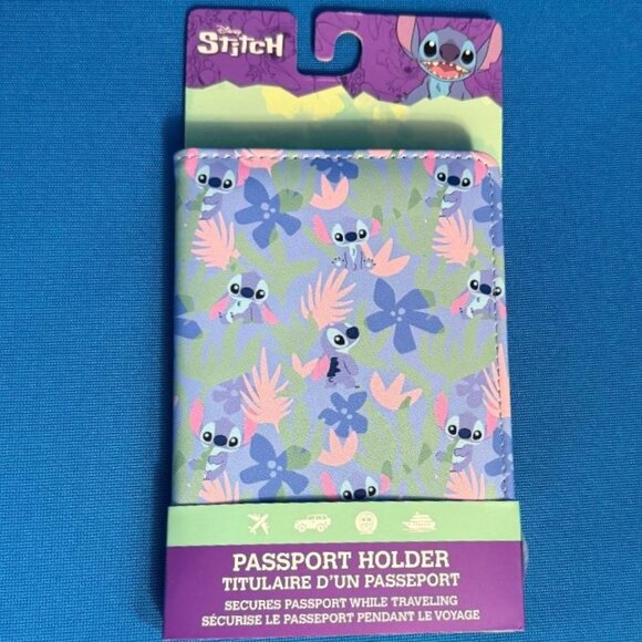 BRAND NEW ~ NWT GORGEOUS DISNEY STITCH PASSPORT HOLDER / ID / CREDIT CARD HOLDER - Picture 10 of 10